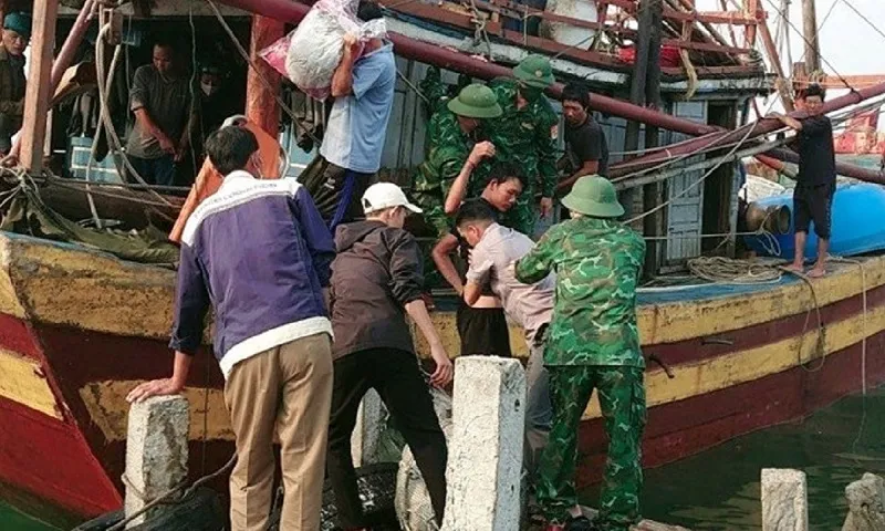 cuu nan ngu dan  BĐBP Quang Binh