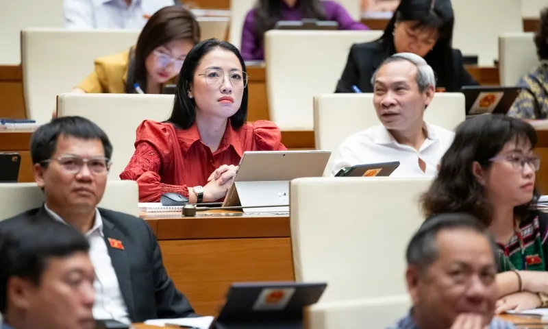 Đại biểu Quốc hội bức xúc về tình trạng bác sĩ quảng cáo thực phẩm chức năng sai quy định