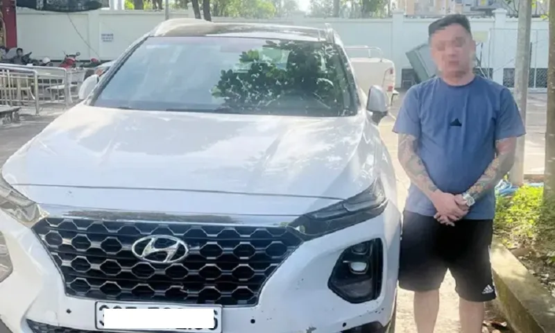 Đồng Nai: Tài xế ô tô tông vào đám đông ở chợ Tân Biên, một người bị hất văng