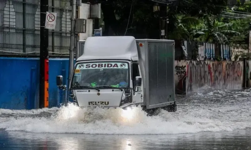 Philippines đối mặt với cơn bão thứ 5 trong chưa đầy một tháng