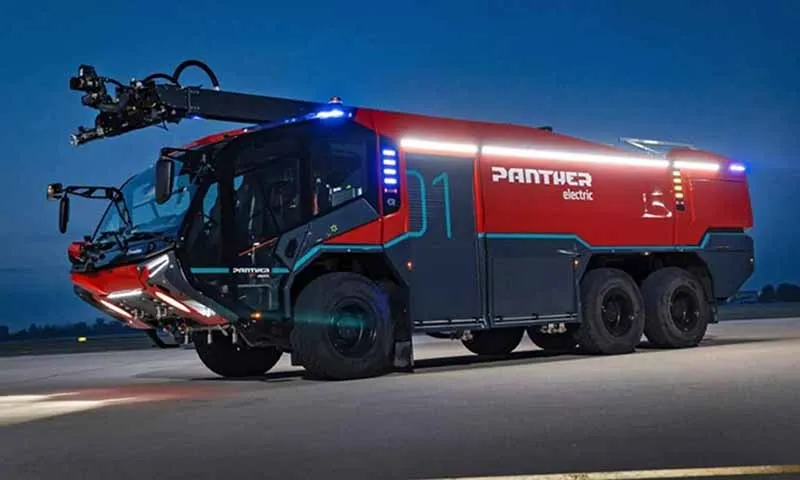 Rosenbauer Panther 6x6 Electric sở hữu thiết kế đậm chất hiện đại dựa trên phiên bản Panther 6x6 chạy xăng - Ảnh Rosenbauer