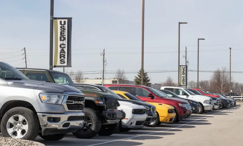 Ôtô đang trở thành món hàng xa xỉ với người Mỹ?