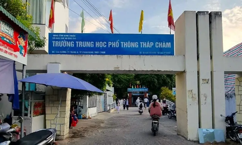 trường THPT Tháp Chàm (Ninh Thuận) - Ảnh T