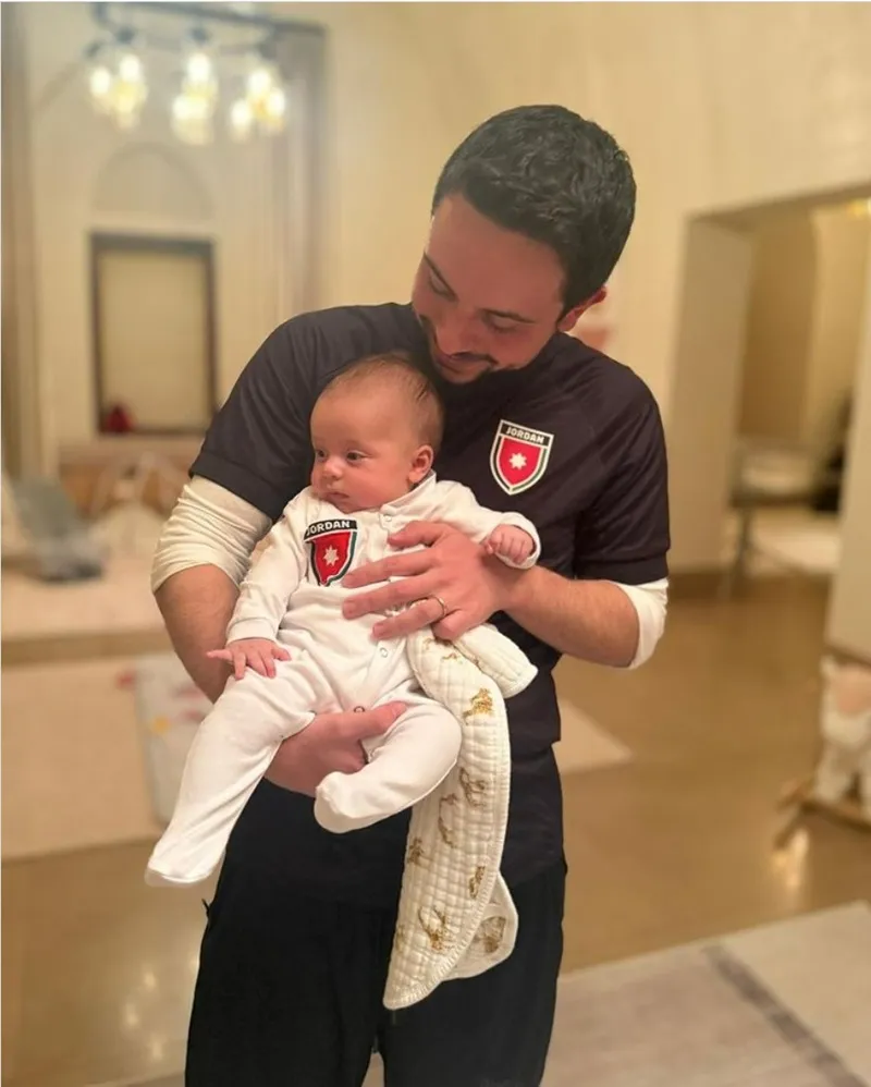 princehussein-1731687597513245768403-1731731560390-1731731560609300730755