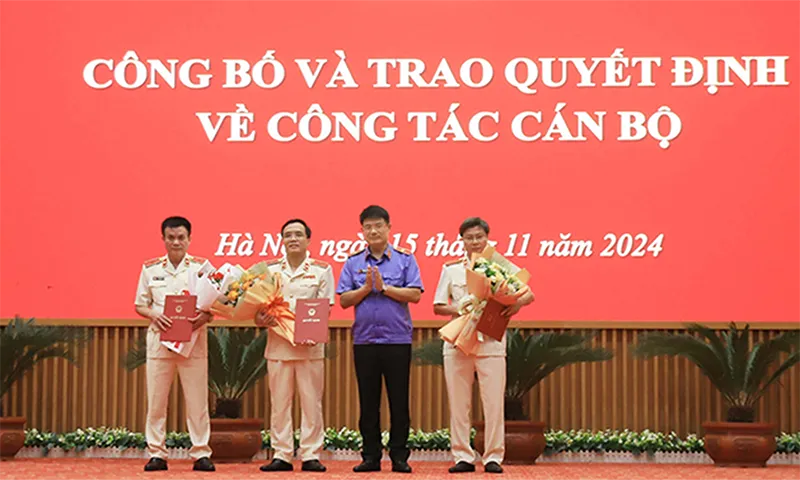 Viện KSND Tối cao công bố quyết định về công tác cán bộ