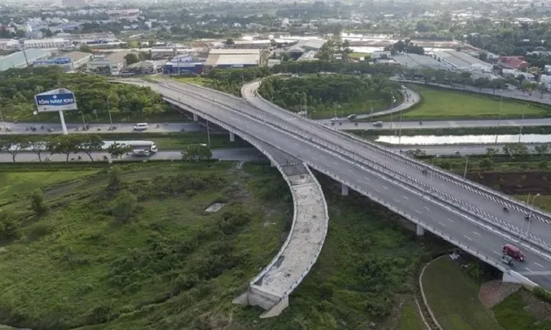 TPHCM chính thức dừng hợp đồng BOT dự án đường nối Võ Văn Kiệt - cao tốc Trung Lương