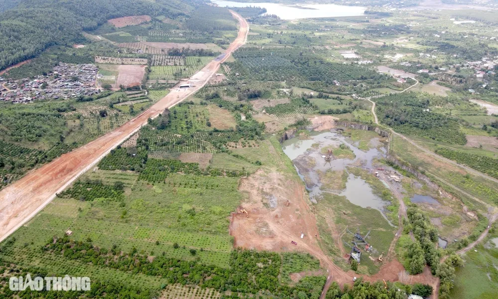 Cao tốc Khánh Hòa - Buôn Ma Thuột nguy cơ trì hoãn vì chậm cấp phép mỏ vật liệu