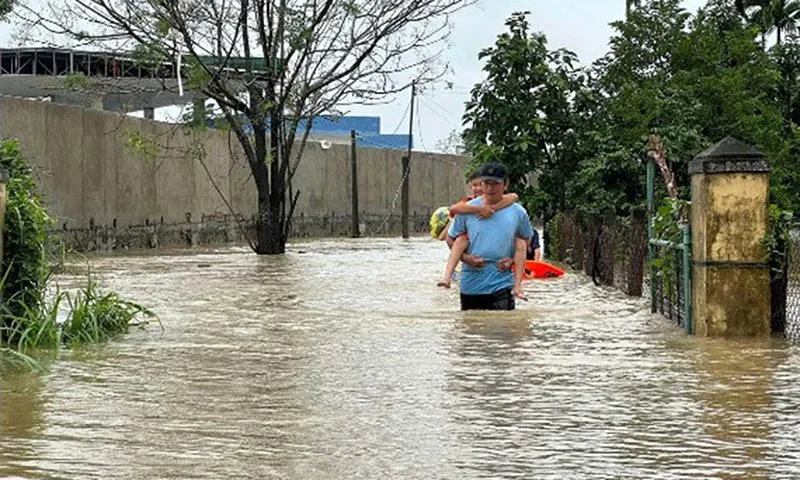 Lũ trên sông Trà Câu