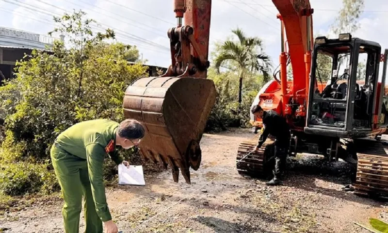 hiện trường vụ chống đối đoàn cưỡng chế đất ở Tịnh Biên (An Giang) - Ảnh S