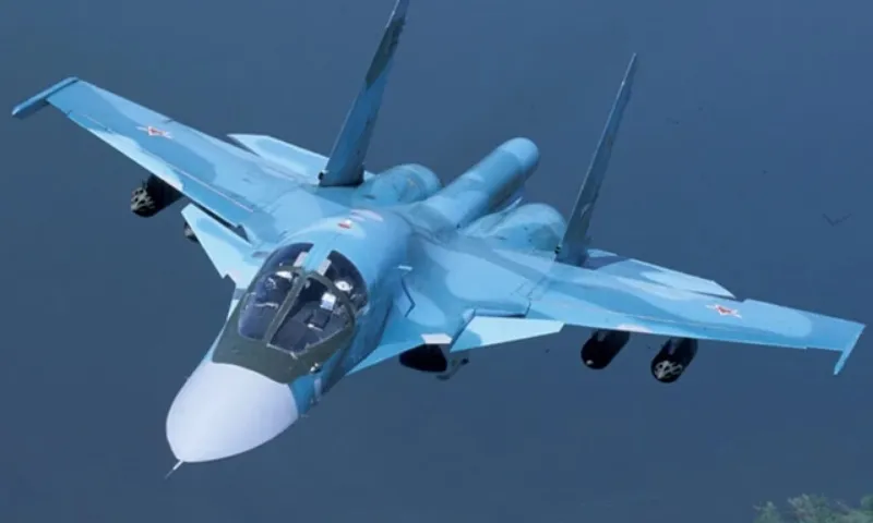 Su-34 thú mỏ vịt mới của Nga xuất kích tại Ukraine