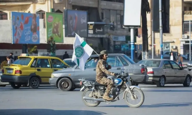 Xung đột ở Syria leo thang: Aleppo lại chìm trong hỗn loạn