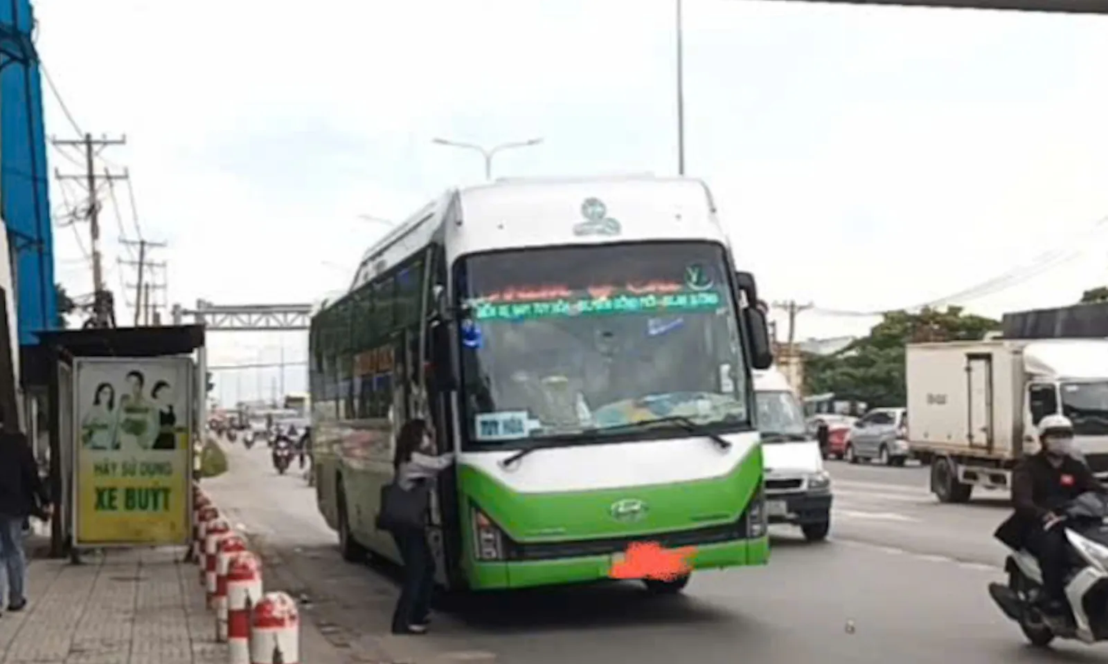TPHCM: Đề xuất xử lý dứt điểm tình trạng “bến cóc”, xe dù gây mất trật tự giao thông