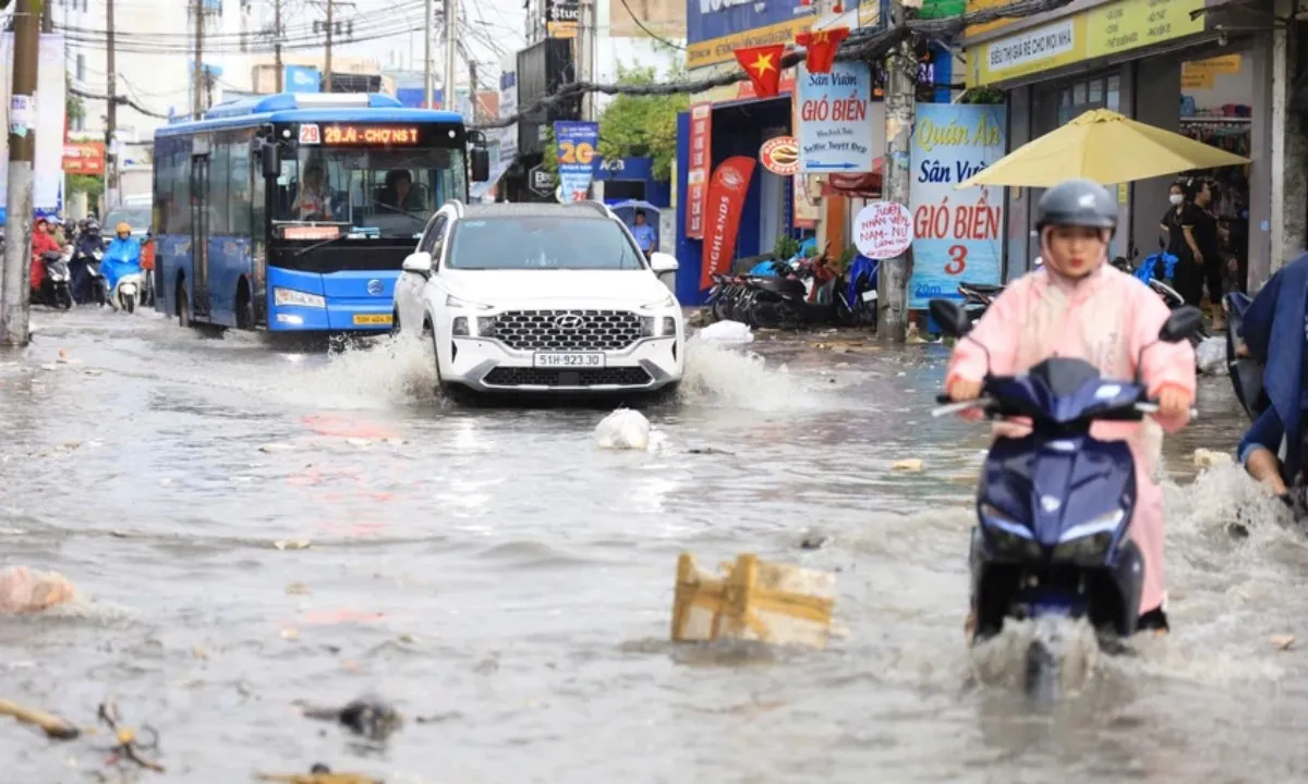 TPHCM tiếp tục mưa to, đợt mưa này kéo dài trong 10 ngày