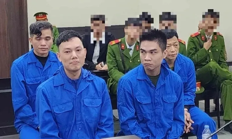 Dùng vũ lực đòi tiền, nhóm 4 người lãnh án tù