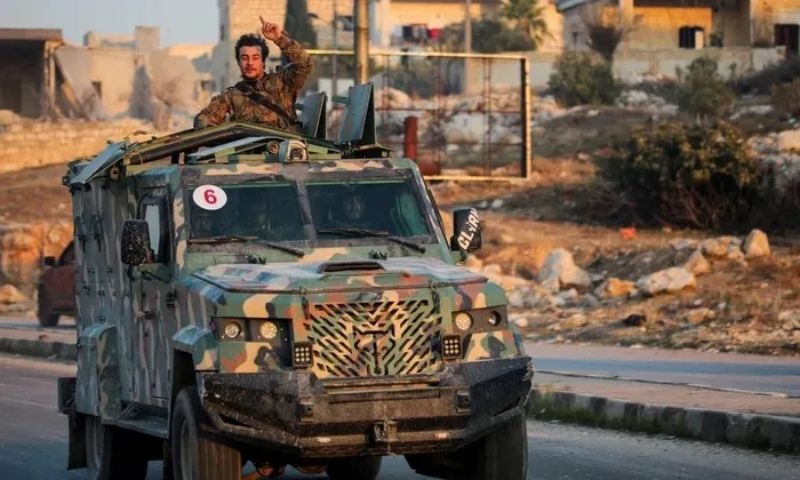 Quân đội Syria tháo chạy khỏi Aleppo: Suy yếu, cô lập và thất bại