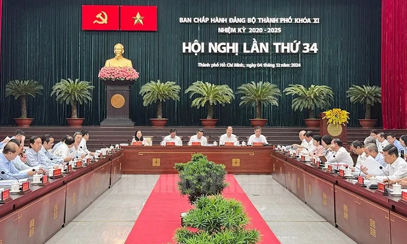 Thu ngân sách thành phố đạt hơn 502.000 tỷ đồng, tăng 12% so với năm 2023