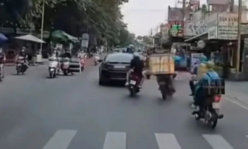 Xử phạt hành chính 6,5 triệu đồng đối với thanh niên đạp ngã người chở hàng ở quận Bình Tân