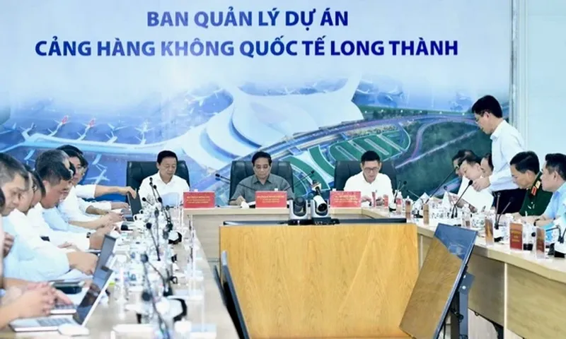 Quang-canh-buoi-lam-viec-cua-Thu