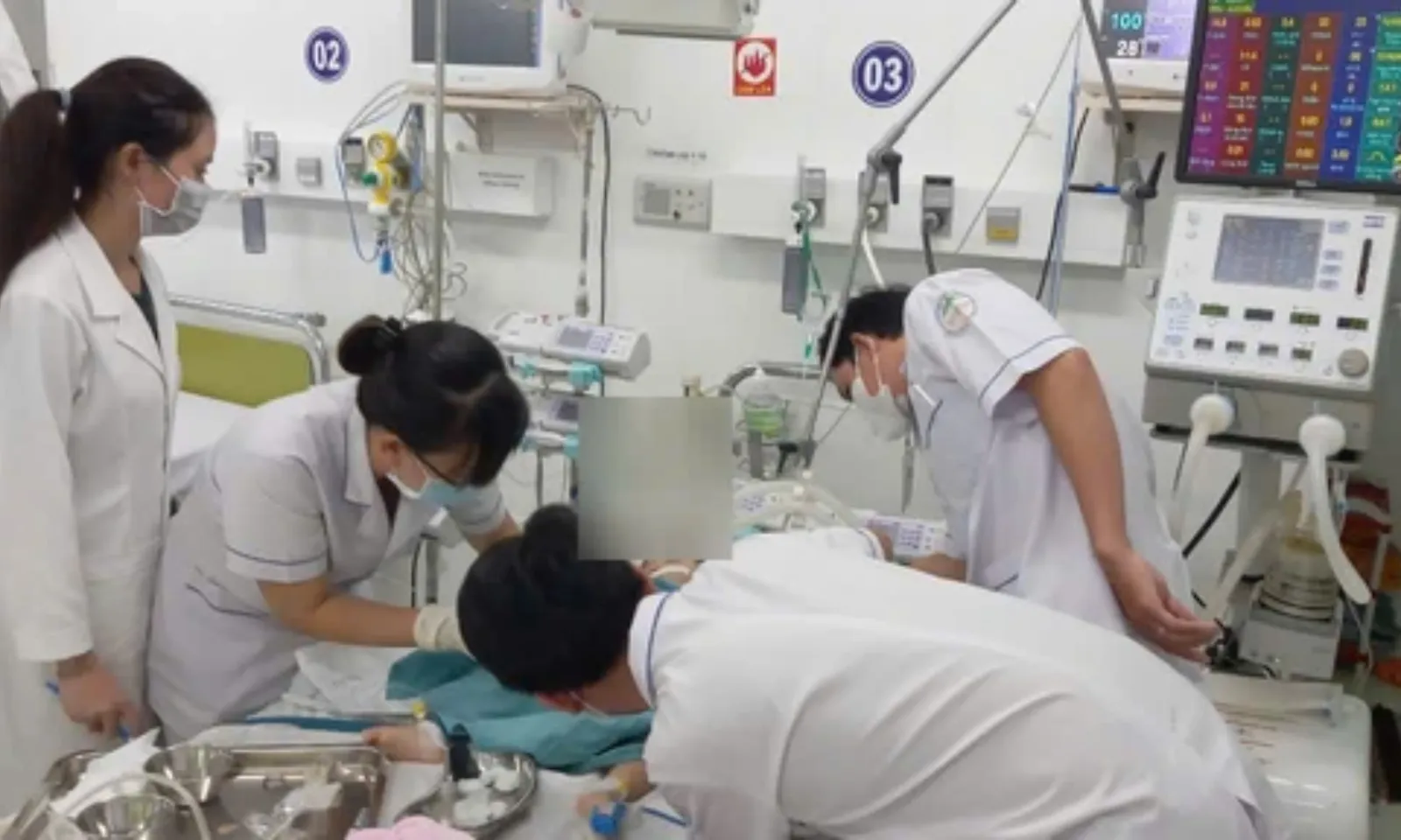 Nguy hiểm cận kề khi tự chữa sốt xuất huyết tại nhà