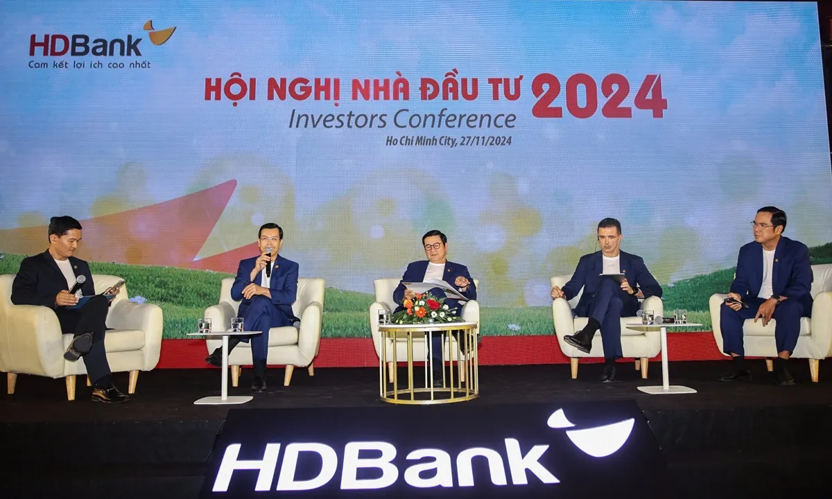 Hội nghị nhà đầu tư HDBank 2024: Trải nghiệm không gian số và đổi mới sáng tạo