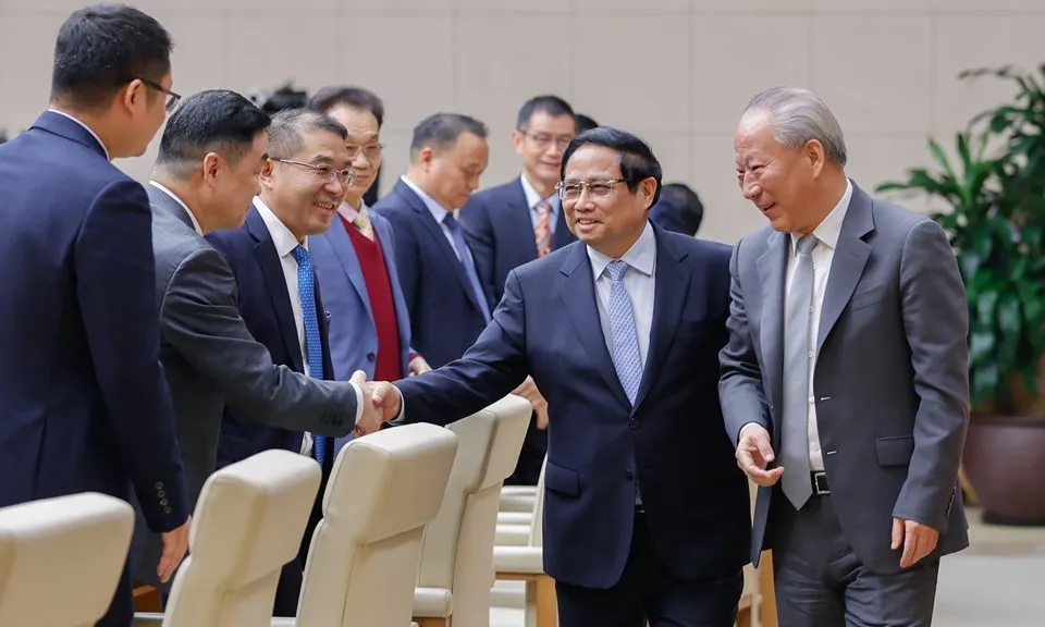 Thủ tướng đề nghị tập đoàn xây dựng hàng đầu thế giới tham gia các dự án lớn về hạ tầng giao thông