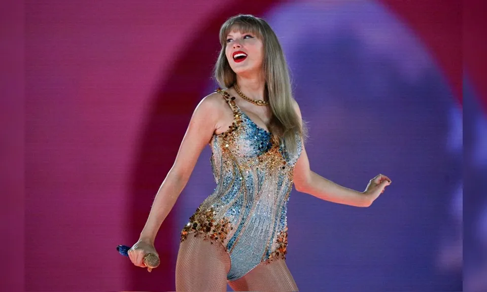 Taylor Swift thưởng 5.000 tỷ đồng cho các nghệ sĩ biểu diễn và nhân viên tổ chức Eras Tour