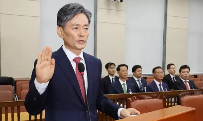 Hàn Quốc bắt khẩn cấp một loạt quan chức