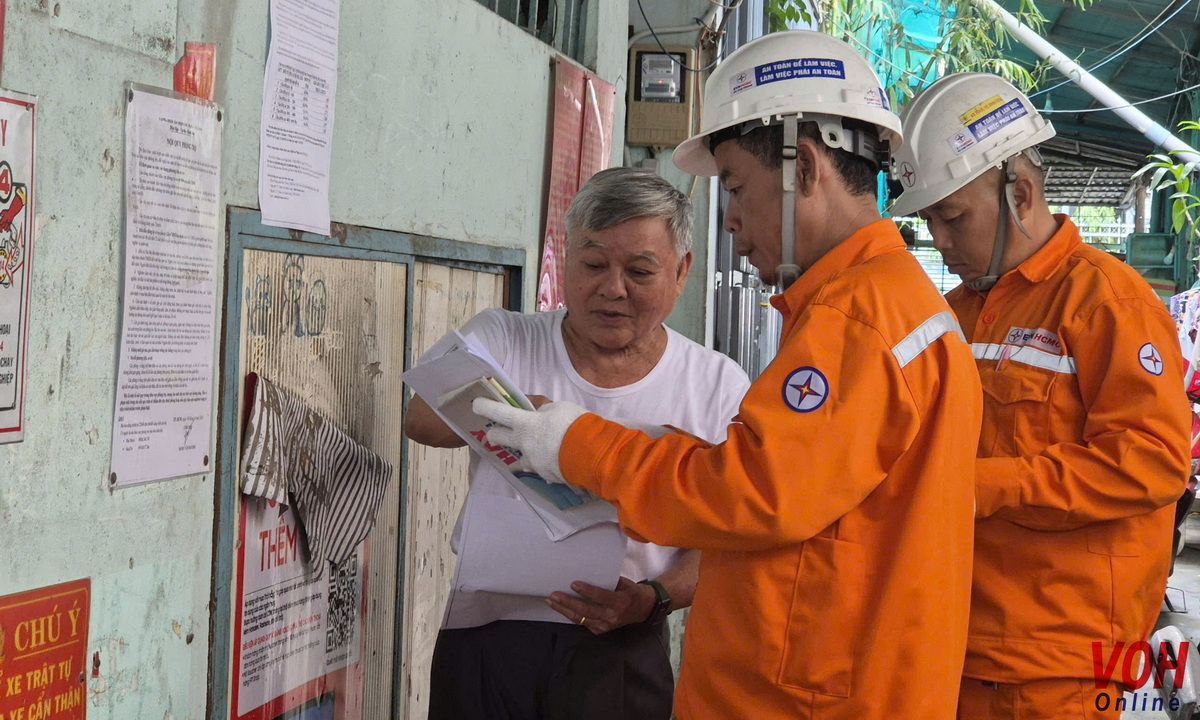 Điện lực TPHCM đẩy mạnh tuyên truyền đến người thuê trọ