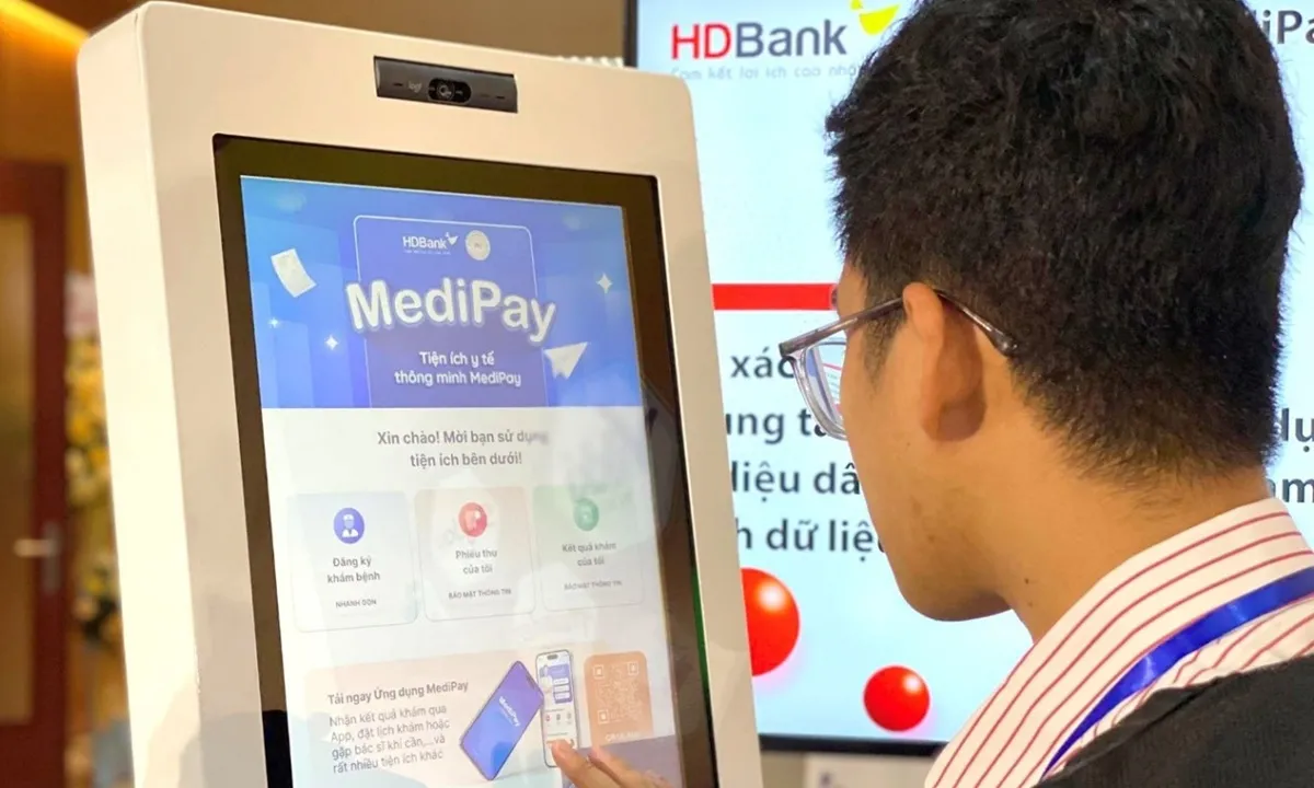 Dấu ấn HDBank trong bức tranh chuyển đổi số