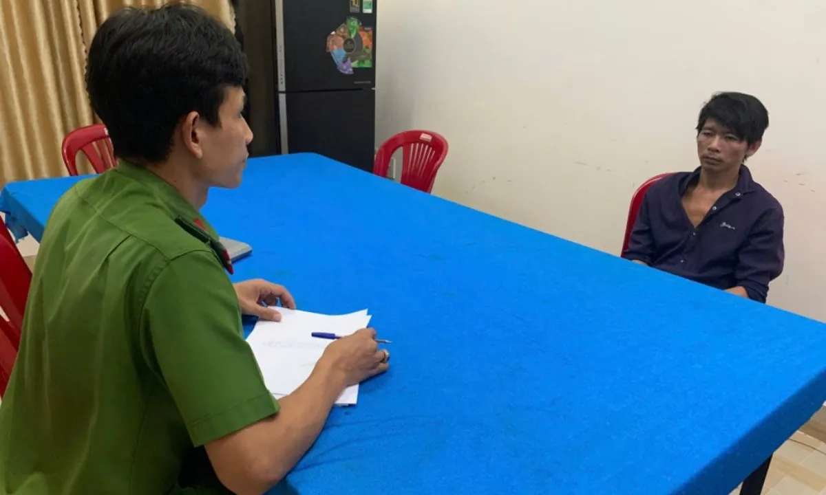 Bến Tre: Đâm chết bạn nhậu vì bị đuổi về