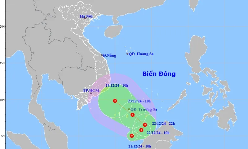 Áp thấp nhiệt đới hình thành trên Biển Đông, dự báo gây mưa lớn  