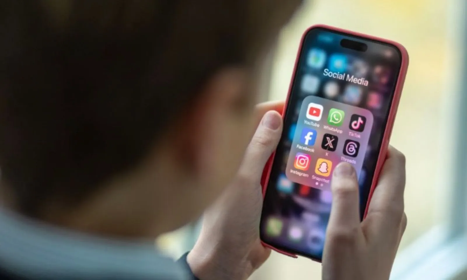 Người dùng mạng xã hội bắt buộc xác thực tài khoản bằng số điện thoại từ 25/12