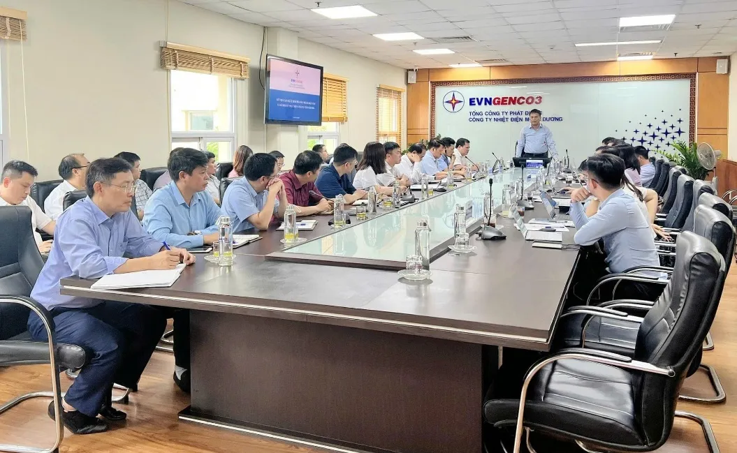 photo-1726205745355-172620574587