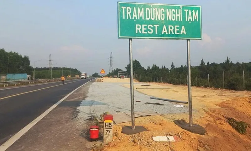 Cao tốc Bắc - Nam triển khai 8 Trạm dừng nghỉ tạm để phục vụ người dân dịp Tết 2025
