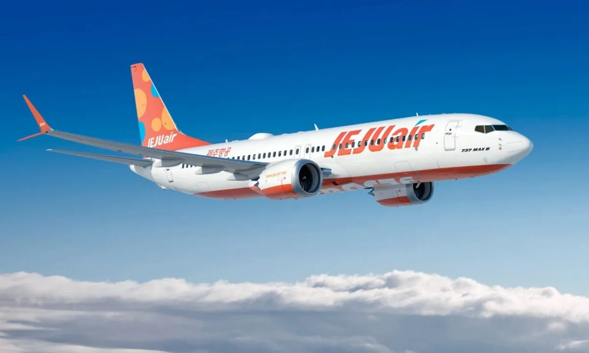 Thêm một máy bay Jeju Air gặp sự cố phải đáp khẩn cấp