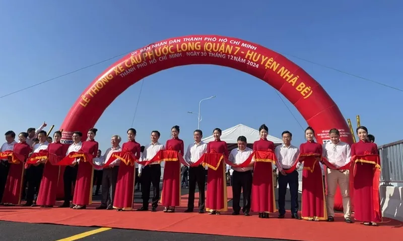 TPHCM: Thông xe 4 công trình giao thông trọng điểm phục vụ dịp Tết Dương lịch 2025