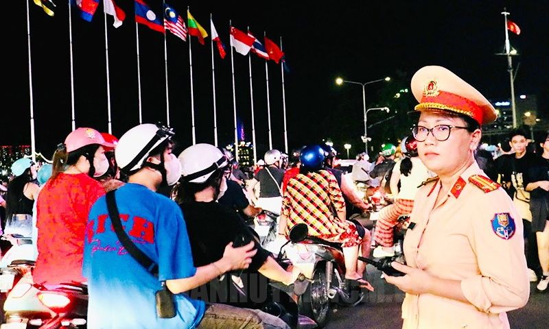  TPHCM: Ý thức giao thông cải thiện rõ rệt ngày đầu năm nhờ mức phạt mới
