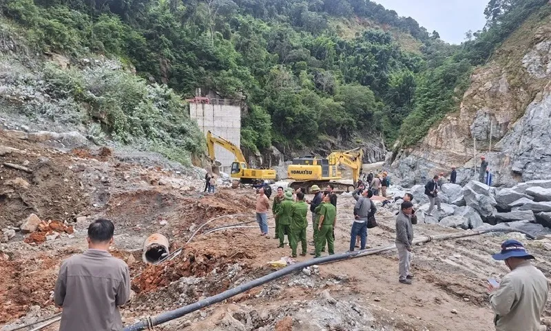 Kon Tum: Đề nghị chủ đầu tư có chế độ chăm lo cho nạn nhân vụ sập giàn giáo thủy điện Đăk Mi 1