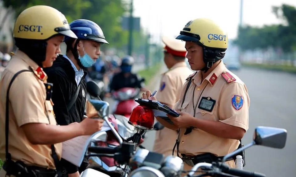 Xử phạt 22,5 triệu đồng 3 người trong nhóm “Báo chốt giao thông Thái Nguyên”