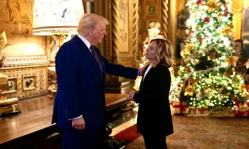Thủ tướng Italy bất ngờ đến Mỹ gặp ông Trump