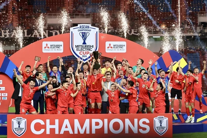 Tuyển Việt Nam mừng chiến thắng khi giành ngôi vô địch ASEAN Cup 2024 - Ảnh: internet