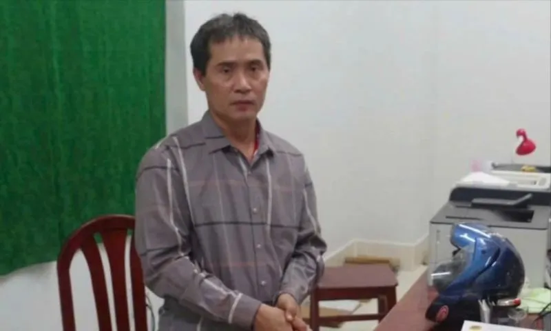 Tây Ninh: Bắt đối tượng mang 70 tờ vé số giả đi lừa đảo