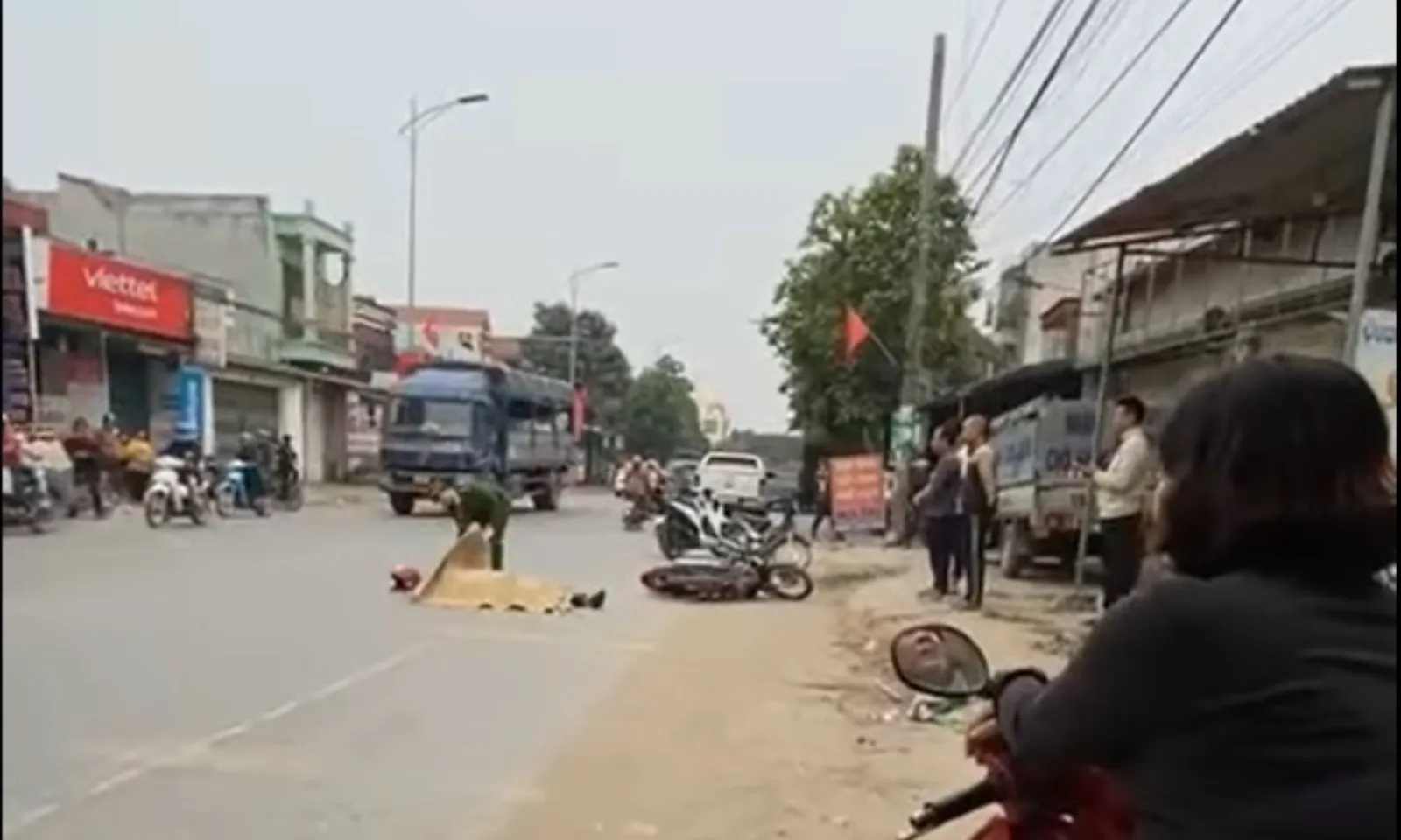 Hưng Yên: liên tiếp hai vụ tai nạn trong ngày khiến hai người tử vong