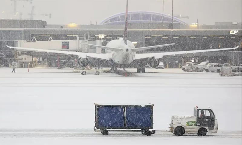 Tuyết phủ trắng Sân bay quốc tế Hartsfield-Jackson Atlanta, bang Georgia  Ảnh CNBC