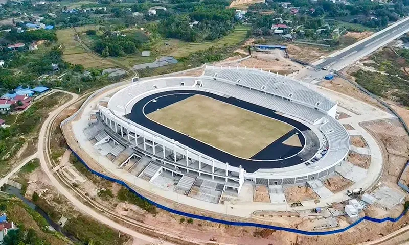 Đang hoàn thiện sân vận động 22.000 chỗ lớn nhất miền núi phía Bắc