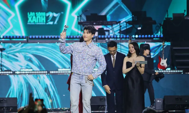 HIEUTHUHAI bùng nổ tại Làn Sóng Xanh 2024: Khẳng định ngôi vương thế hệ mới