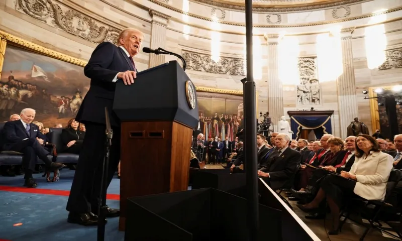 Phát biểu nhậm chức của Tổng thống Donald Trump: “Thời hoàng kim của nước Mỹ bắt đầu”