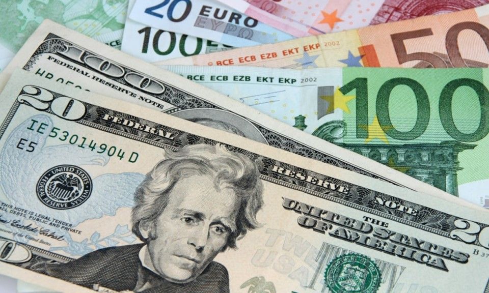 Tỷ giá đồng Euro, Đô la Canada, Peso Mexico đồng loạt giảm do thuế quan của Mỹ