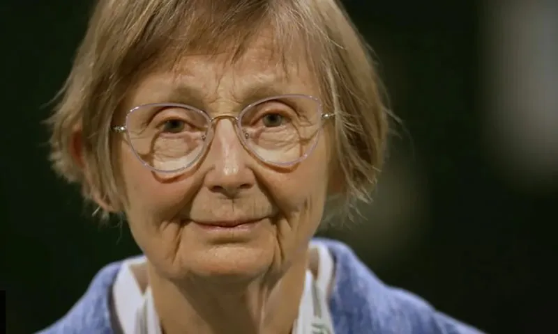 Nữ ngôi sao quần vợt giành chức vô địch thế giới ở tuổi 75