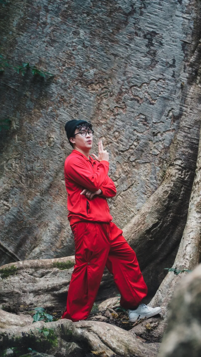 boc-tach-nhung-dieu-thu-vi-ve-hai-cap-song-sinh-trong-ke-quan-tro20250207-090938-01